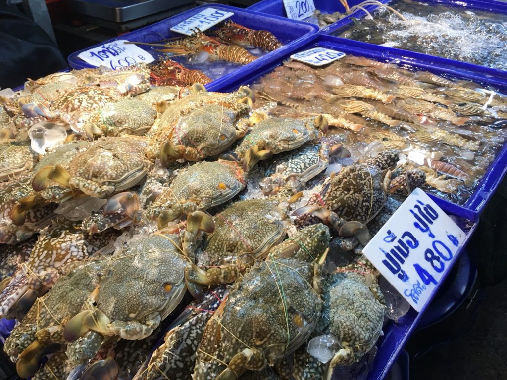 Naklua Fish Market,ランプ―マーケット,ナクルアマーケット,ローカル市場,タイ,パタヤ,魚,魚介類,マーケット,