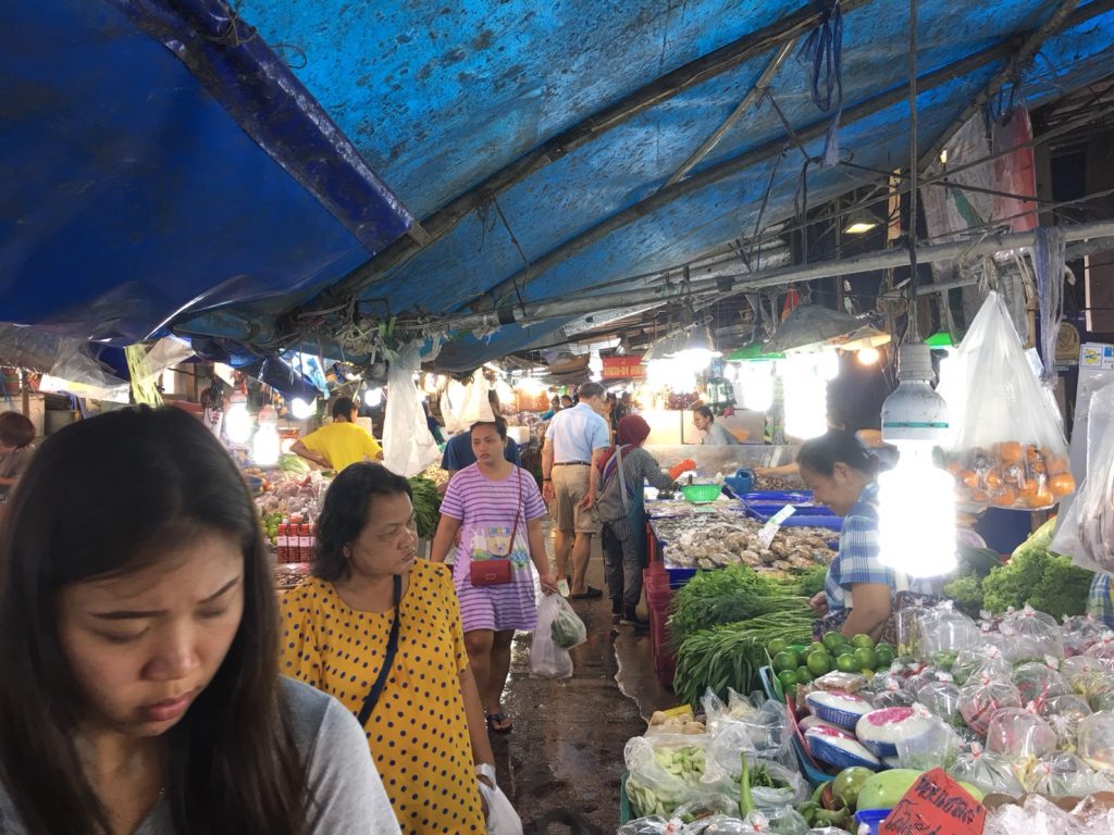 Naklua Fish Market,ランプ―マーケット,ナクルアマーケット,ローカル市場,タイ,パタヤ,魚,魚介類,マーケット,