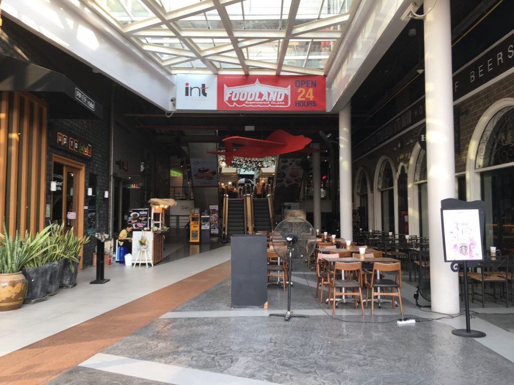 タイ,バンコク,商業施設,ショッピングモール,イント,イント インターセクト,int-intersect,ラマ3,RAMA3,行き方,説明,地図,INT