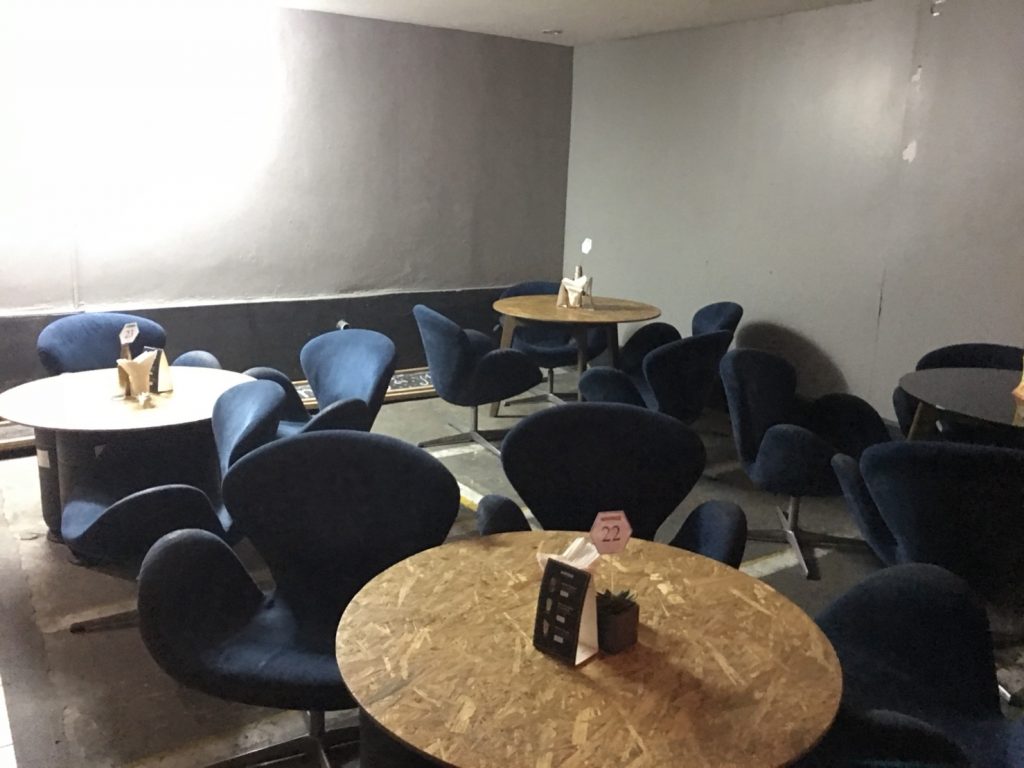ウイッシュビア,Wishbeer Home Bar,Wishbeer,ビアホール,ビアガーデン,プラカノン駅,行き方,住所,説明,クラフトビール