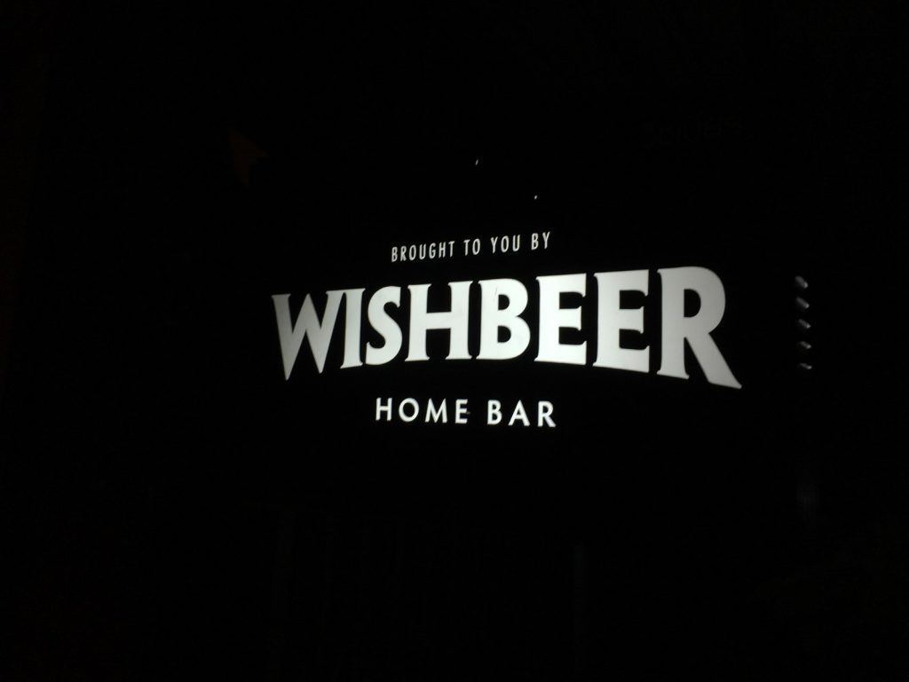ウイッシュビア,Wishbeer Home Bar,Wishbeer,ビアホール,ビアガーデン,プラカノン駅,行き方,住所,説明,クラフトビール