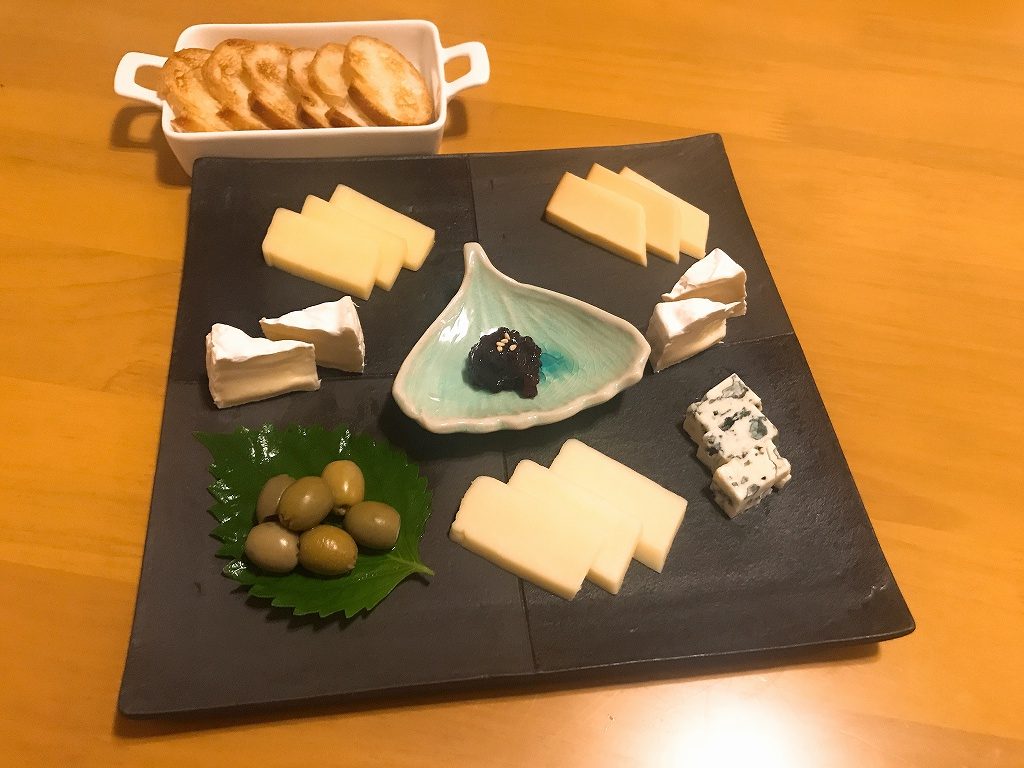 ワインにぴったり チーズ盛り合わせ / 240B