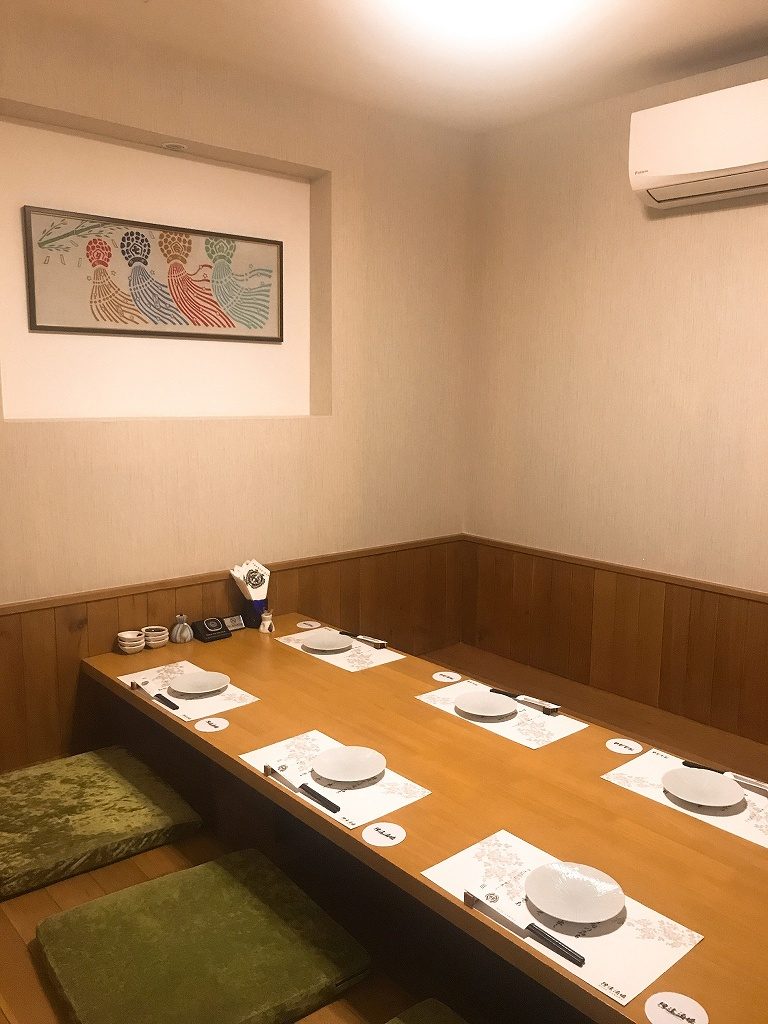 バンコク・アソークの居酒屋 伊達酒場の店内の様子(1階)