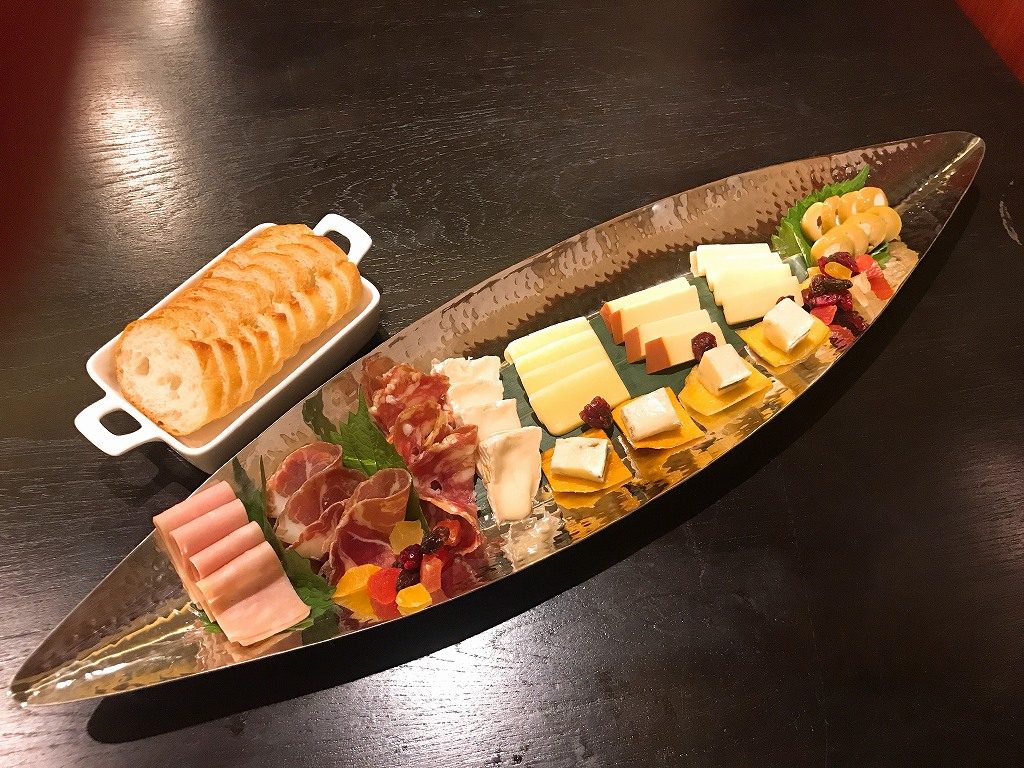 宴会・パーティー向け チーズ盛り合わせ / 420B