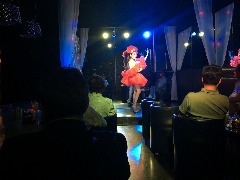タイ,バンコク,ニューハーフ,おかま,レディーボーイ,LadyBoy,ショー,キャバレー,Club DANG²,クラブ ダンダン,トンロー駅,日航ホテルバンコク,おすすめ,観光