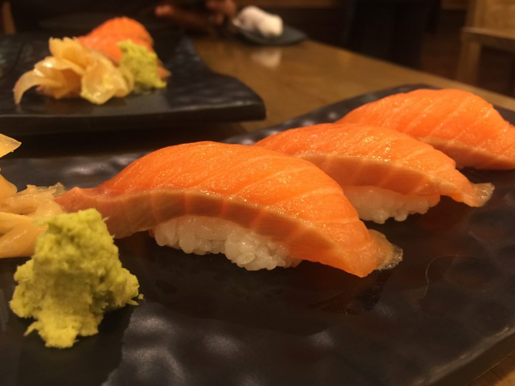 8トンロー,エイトトンロー,寿司,日本料理,刺身,ただいま,tadaima,サーモン,割引,プロモーション,忘年会,パーティー