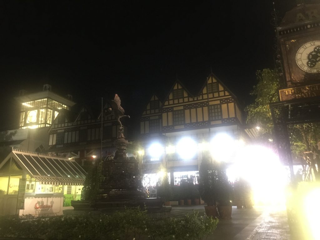 ピカデリーバンコク,オンヌット,ショッピングモール,Pickadaily Bangkok