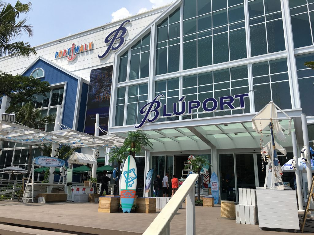 BLUPORT,Hua Hin,ブルーポート,ホアヒン,フアヒン,ショッピングモール,ナラヤ,コカレストラン,NaRaYa,観光,ビーチ