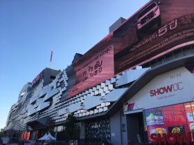 SHOW DC,ショーDC,ショッピング,ショッピングモール,韓国,韓流,PSY,江南スタイル,PSY麺,ラマ9世通り,ペップリ通り,行き方,場所,説明