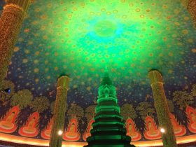 タイ,バンコク,ワットパクナム,パクナム寺院,Wat Paknam,วัดปากน้ำ ภาษีเจริญ,行き方,観光,スポット,天井画,おすすめ,説明
