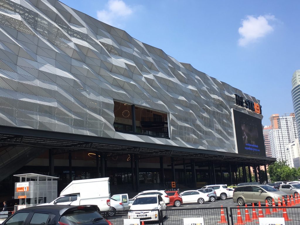 The Street Ratchada,ザ ストリート ラチャダー,Thailand Cultural Centre,タイランドカルチャーセンター駅,ラチャダーピセーク,Rachadapisek Road,行き方,説明,住所