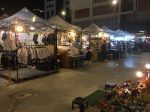 TALAD Neon,TALAD Neon Night Market,タラートネオン,タラート ネオン ナイトマーケット,タイ,バンコク,ナイトマーケット,市場,観光スポット,チットロム駅,ペップリ通り